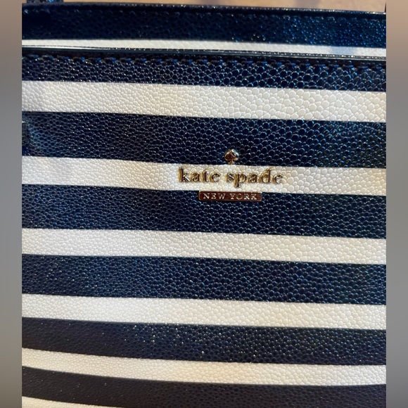 KATE SPADE Large Tote NWT - Picture 4 of 10